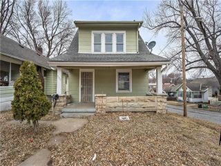 Foreclosed Home - 300 BELLAIRE AVE, 64123