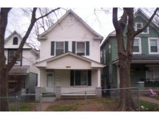 Foreclosed Home - 423 KENSINGTON AVE, 64124