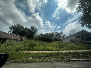Foreclosed Home - 6837 E 13TH ST, 64126