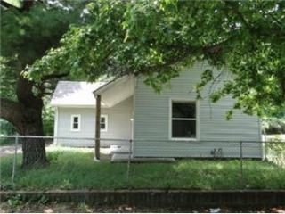Foreclosed Home - 2516 KENSINGTON AVE, 64127