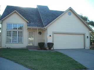 Foreclosed Home - 3801 E 18TH CT, 64127