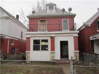 Foreclosed Home - 3113 PEERY AVE, 64127