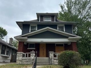 Foreclosed Home - 2622 CLEVELAND AVE, 64127