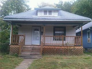 Foreclosed Home - 3208 E 30TH TER, 64128