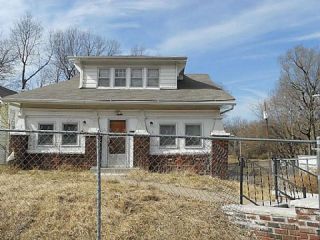 Foreclosed Home - 4000 WABASH AVE, 64130