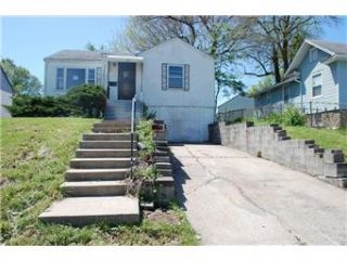 Foreclosed Home - 3519 E 46TH ST, 64130