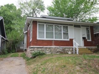 Foreclosed Home - 5802 GARFIELD AVE, 64130