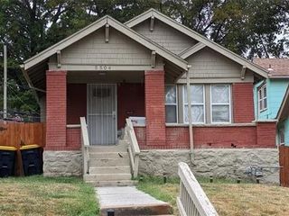 Foreclosed Home - 5504 OLIVE ST, 64130