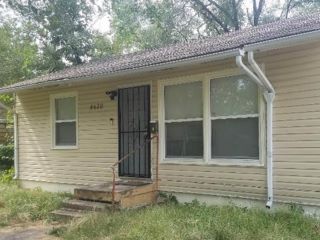 Foreclosed Home - 4620 CHELSEA AVE, 64130