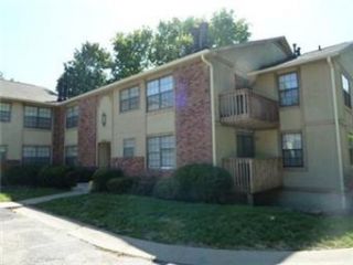 Foreclosed Home - 8135 HOLMES RD APT 302, 64131
