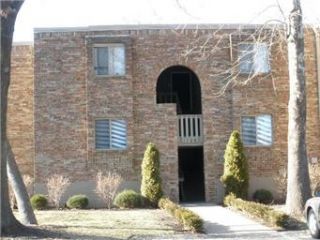 Foreclosed Home - 1720 E 97TH ST APT A, 64131