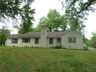 Foreclosed Home - 1308 E 108TH TER, 64131