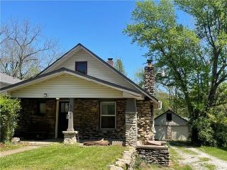 Foreclosed Home - 8343 WAYNE AVE, 64131