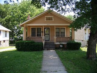 Foreclosed Home - 7031 INDIANA AVE, 64132