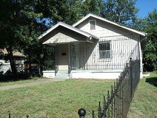 Foreclosed Home - 6833 AGNES AVE, 64132