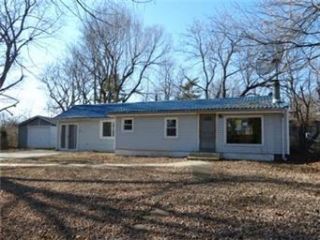 Foreclosed Home - 7222 WALROND AVE, 64132