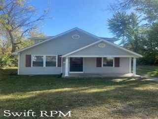 Foreclosed Home - 4035 E 70TH ST, 64132