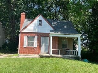 Foreclosed Home - 2308 E 72ND ST, 64132