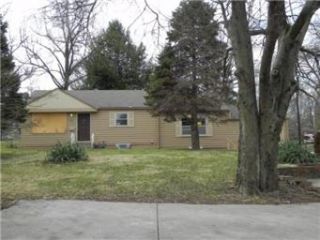 Foreclosed Home - 10301 E 56TH ST, 64133