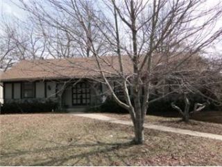 Foreclosed Home - 5917 WESTRIDGE RD, 64133