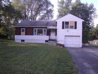 Foreclosed Home - 10909 E 59TH ST, 64133