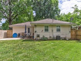 Foreclosed Home - 11924 E 44TH ST, 64133