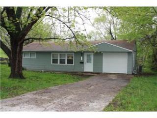 Foreclosed Home - 11014 CAMBRIDGE AVE, 64134
