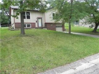 Foreclosed Home - 7915 E 105TH ST, 64134