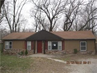Foreclosed Home - 9516 RAYTOWN RD, 64134