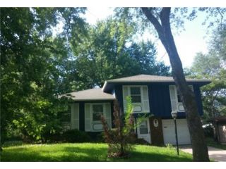 Foreclosed Home - 7905 E 117th Pl, 64134