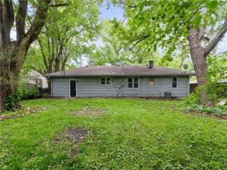 Foreclosed Home - 10112 BELLAIRE AVE, 64134