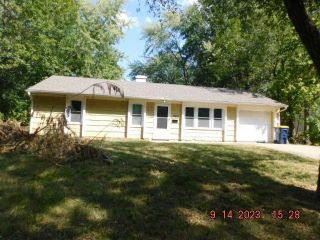 Foreclosed Home - 11219 DONNELLY AVE, 64134