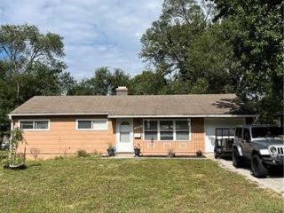 Foreclosed Home - 11230 EASTERN AVE, 64134