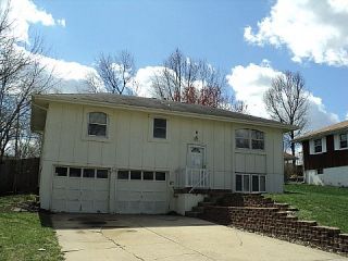 Foreclosed Home - 15209 E 48TH ST, 64136