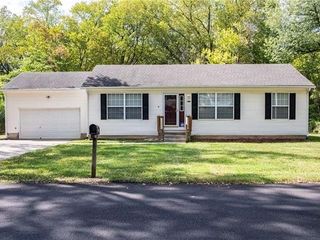 Foreclosed Home - 11716 DRURY AVE, 64137