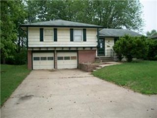 Foreclosed Home - 8313 E 85TH TER, 64138