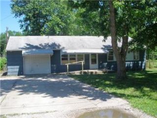 Foreclosed Home - 7921 DITZLER AVE, 64138