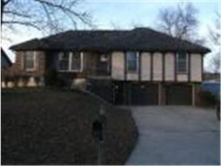Foreclosed Home - 11804 E 77TH TER, 64138