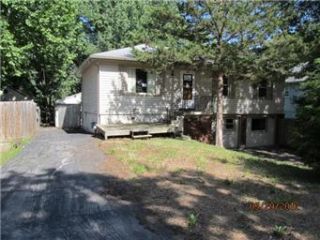 Foreclosed Home - 8901 STARK AVE, 64138