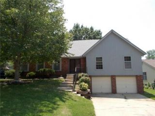 Foreclosed Home - 11215 E 75TH TER, 64138