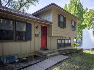 Foreclosed Home - 9207 OAKLAND AVE, 64138