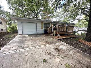 Foreclosed Home - 13210 MCGEE ST, 64145