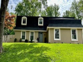 Foreclosed Home - 6705 NW LAWSON LN, 64152