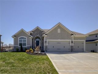 Foreclosed Home - List 100642810