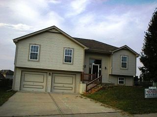 Foreclosed Home - 818 NE 116TH TER, 64155