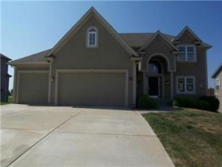 Foreclosed Home - 4609 NE 104TH TER, 64156