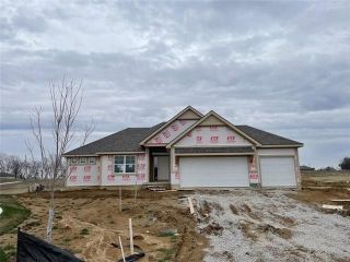 Foreclosed Home - 4915 NE 93RD CT, 64156