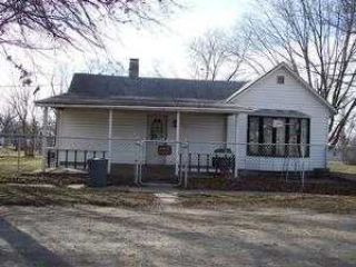 Foreclosed Home - 420 N SMITH ST, 64428
