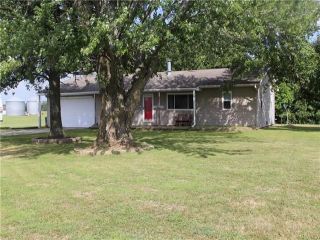 Foreclosed Home - 14011 HIGHWAY 169, 64459