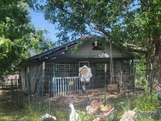 Foreclosed Home - 4850 SE PUEBLO DR, 64465